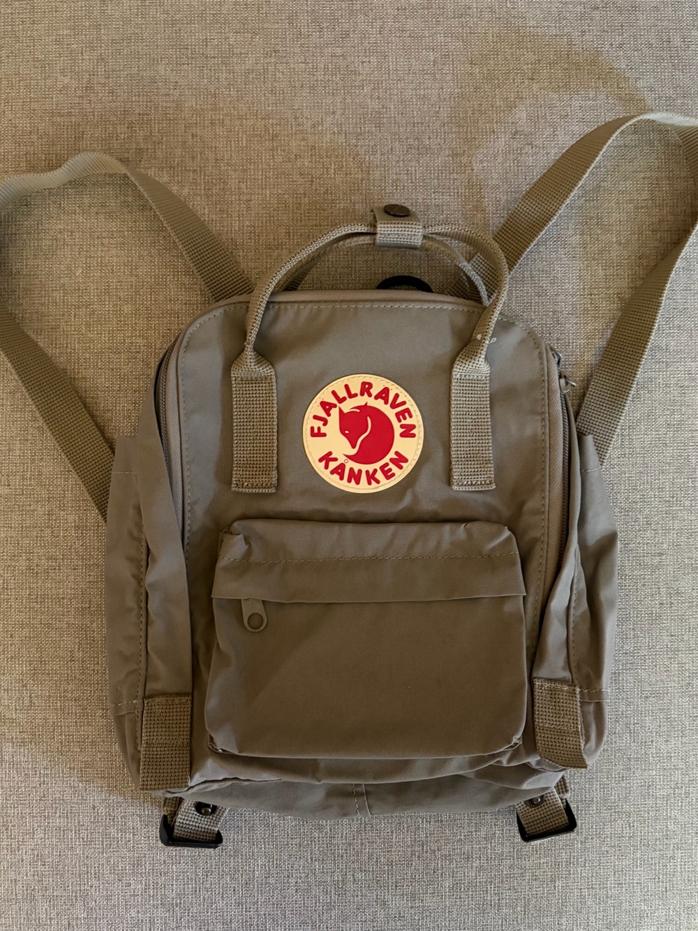 Fjallraven Kånken Mini Backpack in Fog gray
